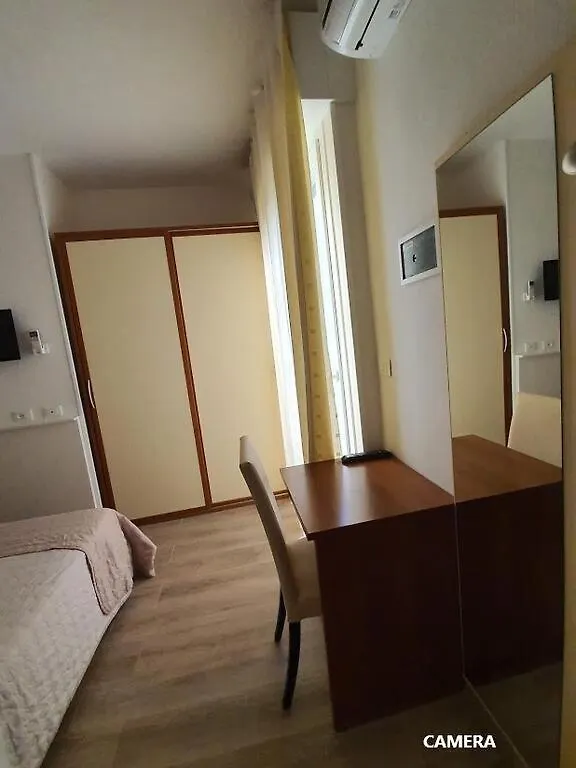 Lejlighed Appartamenti Airone Cervia - Centro Mare E Tranquillita